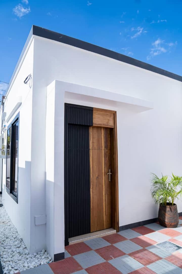 Unit Number 1 Apartment Nkunjila Exterior photo